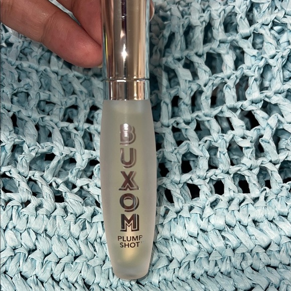 Buxom Plump Shot Collagen-Infused Lip Serum - Picture 4 of 5